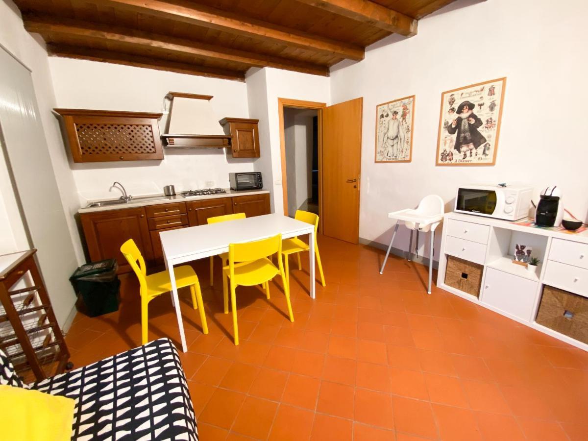 Casa Vacanze Di Arlecchino San Giovanni Bianco Exteriör bild